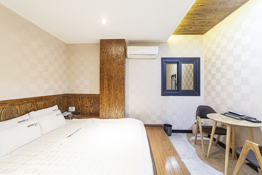Busan Station Popcorn Hotel 10/67