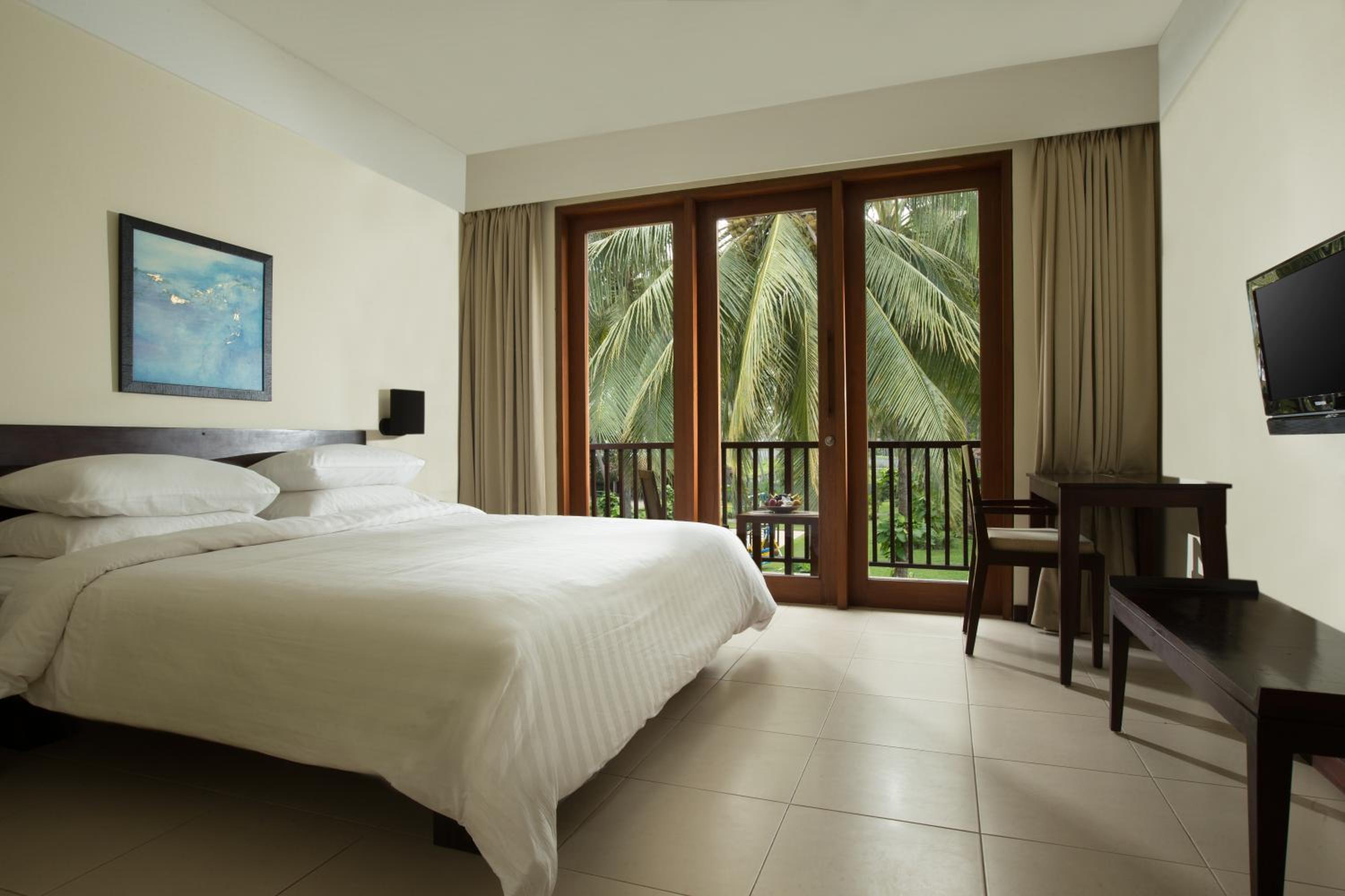Superior, Double or Twin Bed, Garden View