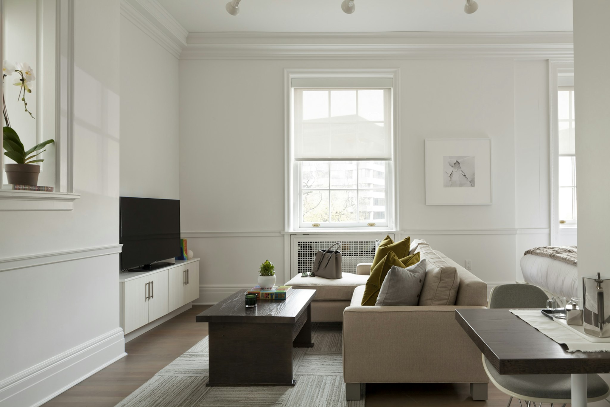 Placemakr Dupont Circle 42/64