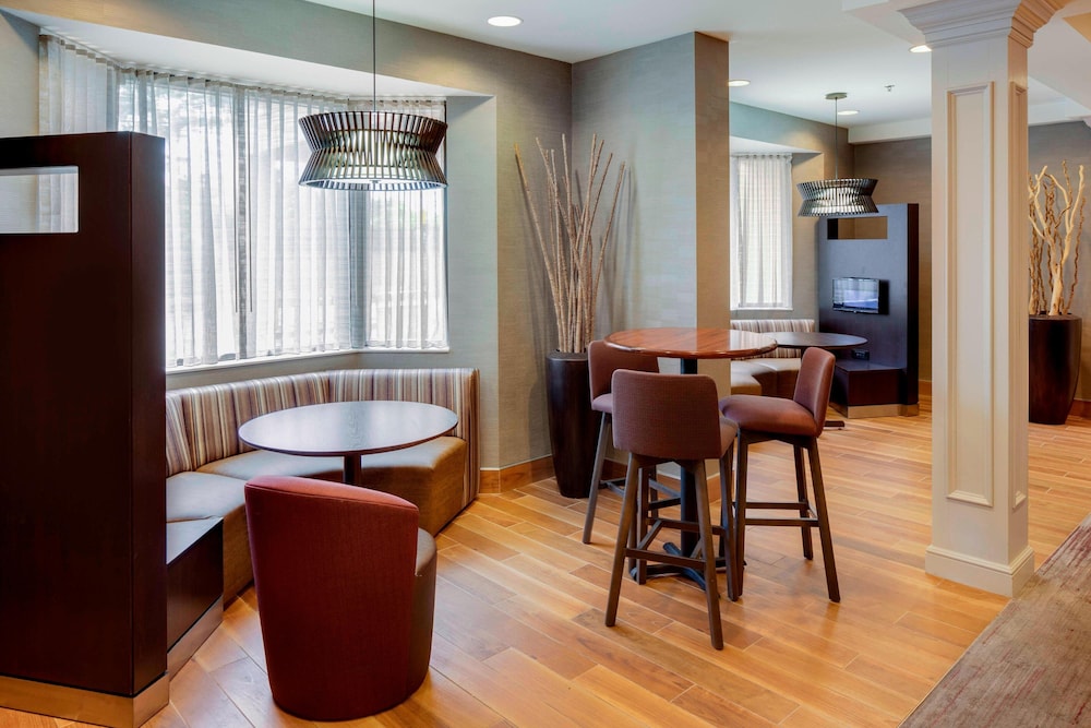 Courtyard Cranbury South Brunswick 44/49