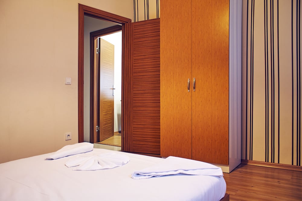 Taxim Elegance Suites 21/50