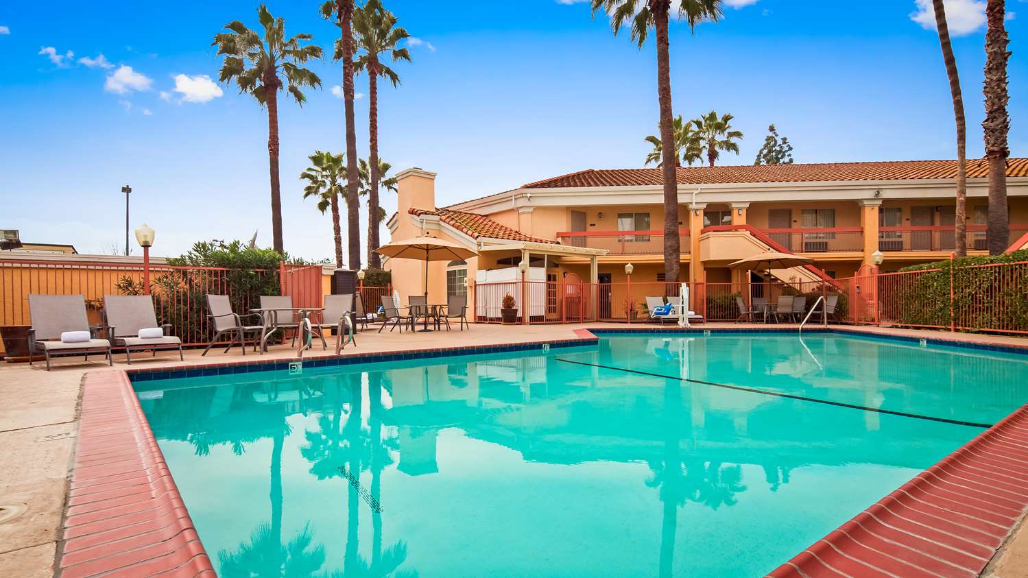 Best Western Palm Court Inn 8/17