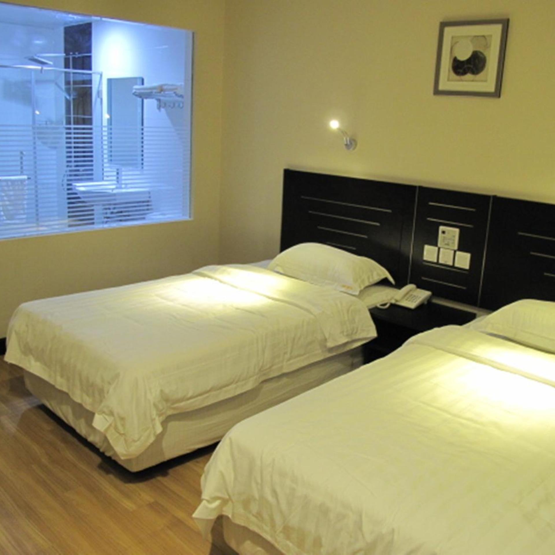 Labuk Hotel 8/28