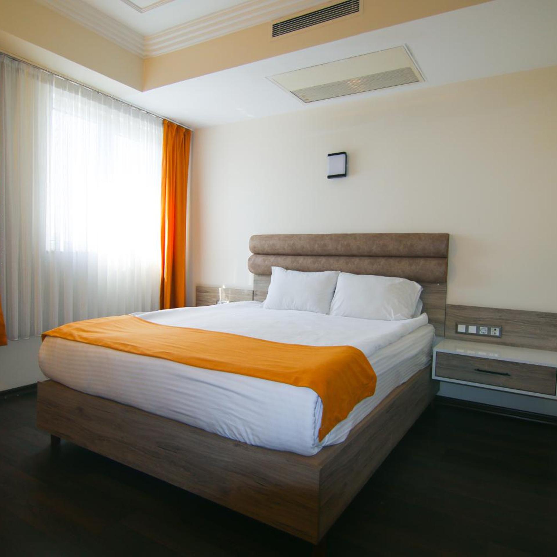 EMIN KOCAK HOTEL 8/75