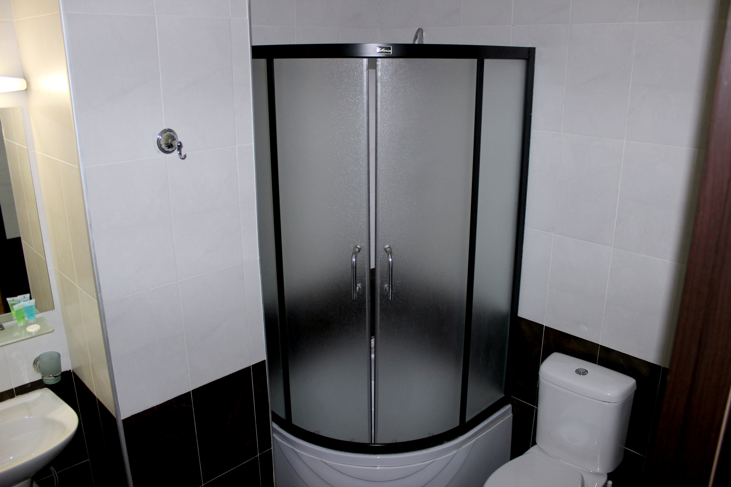 Darchi Hotel 34/36