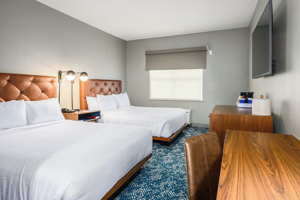 غرفة قياسية بسريرين كوين، Country Inn & Suites By Radisson Manchester Airport Nh 3/6