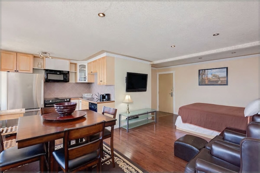 Baymont by Wyndham Edson 18/21
