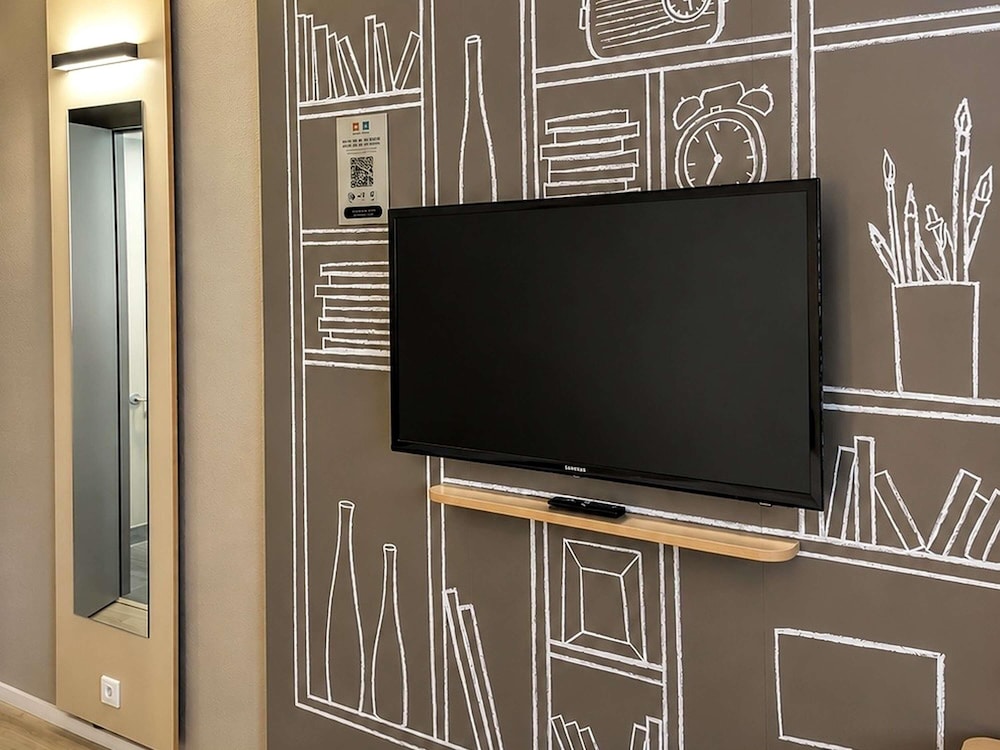 Ibis Dijon Centre Clemenceau 13/74