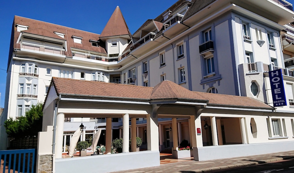 Hotel Bristol 1/50