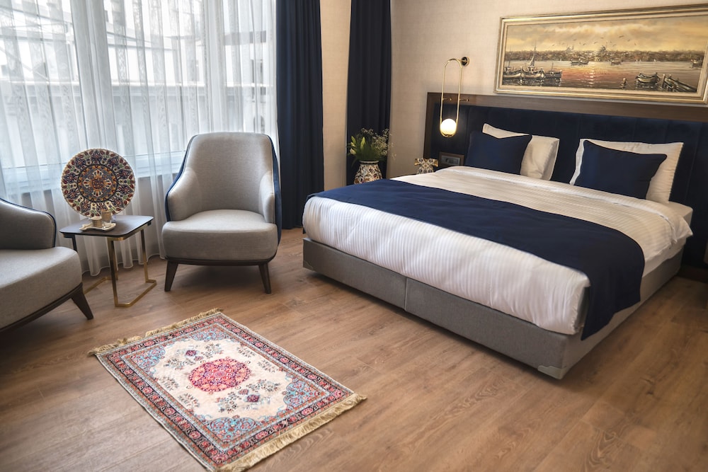 SUPERIOR, DOUBLE BED