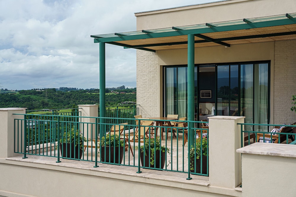 Boa Vista Surf Lodge