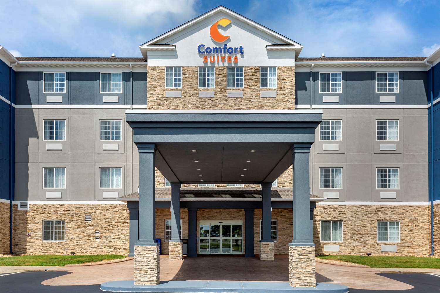 Comfort Suites Clarksville near Governors Square Mall 2/38