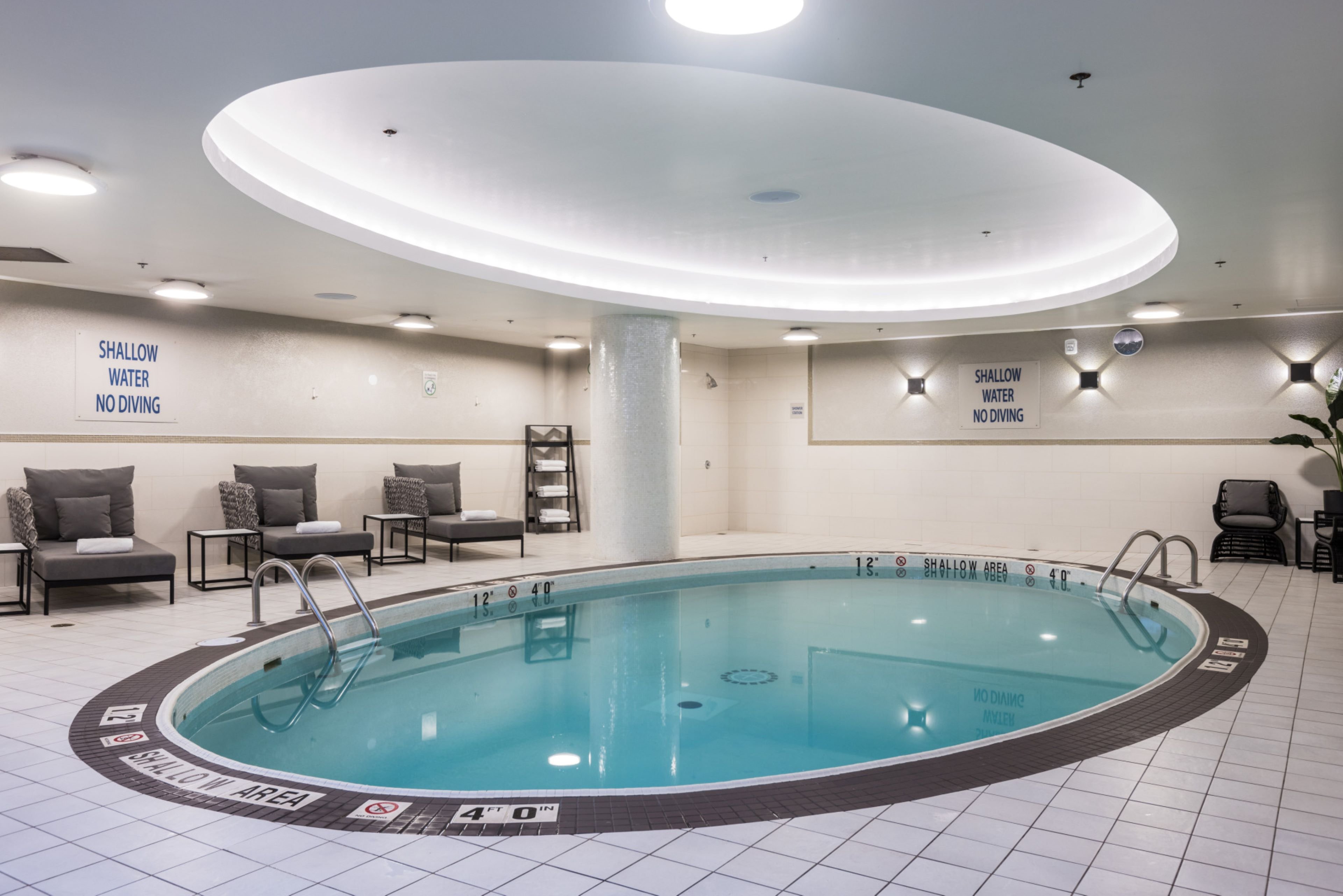 Crowne Plaza Toronto Airport 24/58