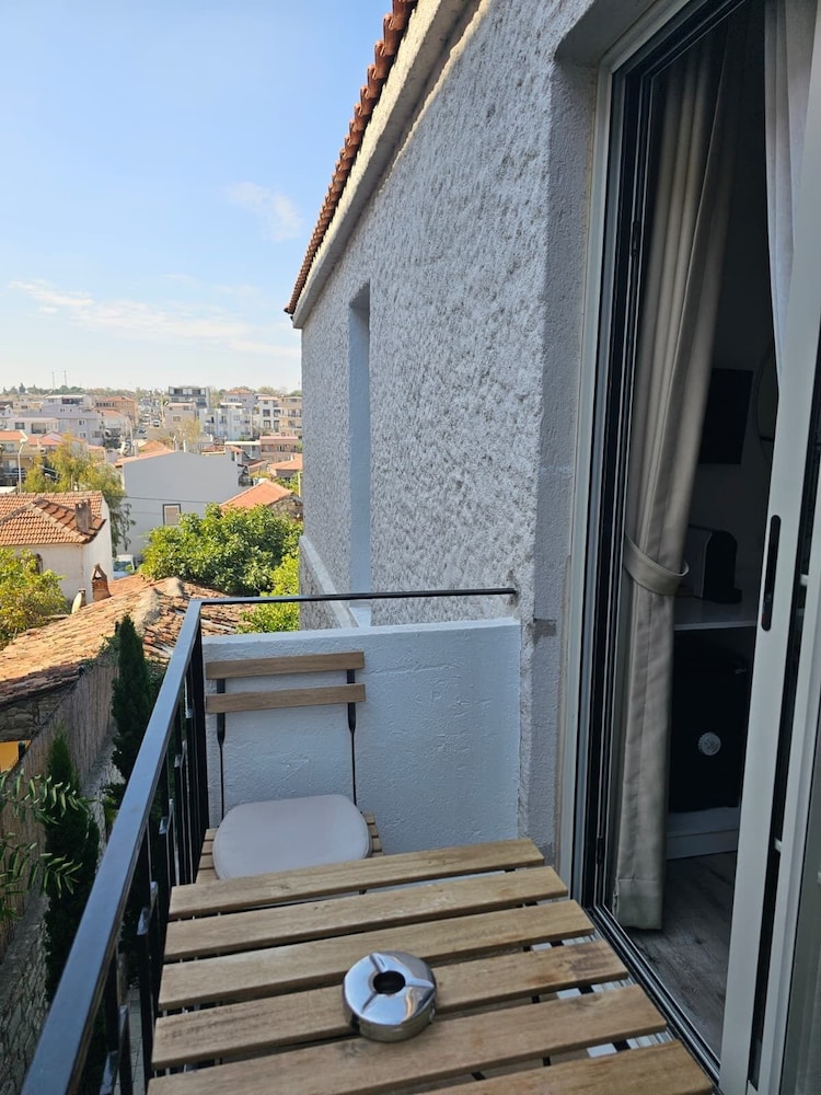 Kugu Urla Otel 1/50