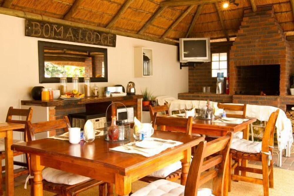 Boma Lodge 19/26
