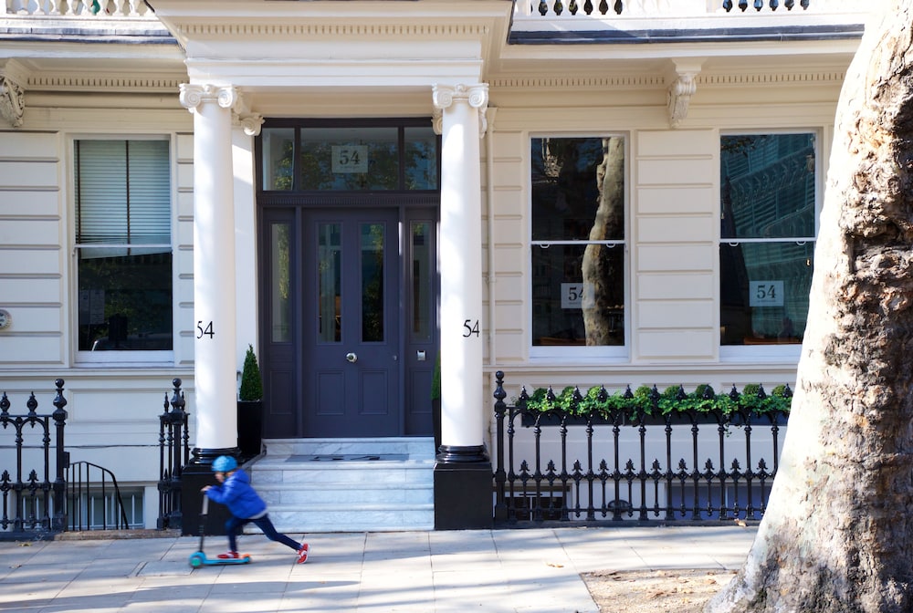54 Queens Gate Hotel 3/50