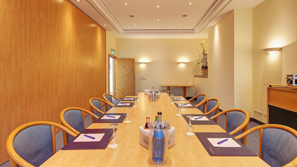 Hotel Schwanen Stuttgart Airport/Messe 23/27