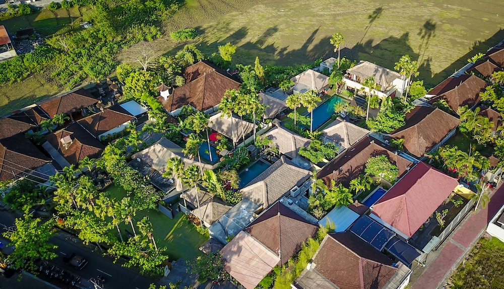 Imani Villas 39/46