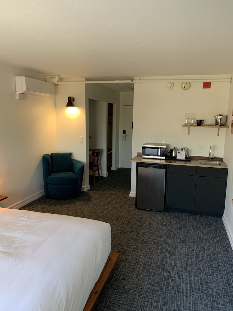 Hotel Leo 12/44