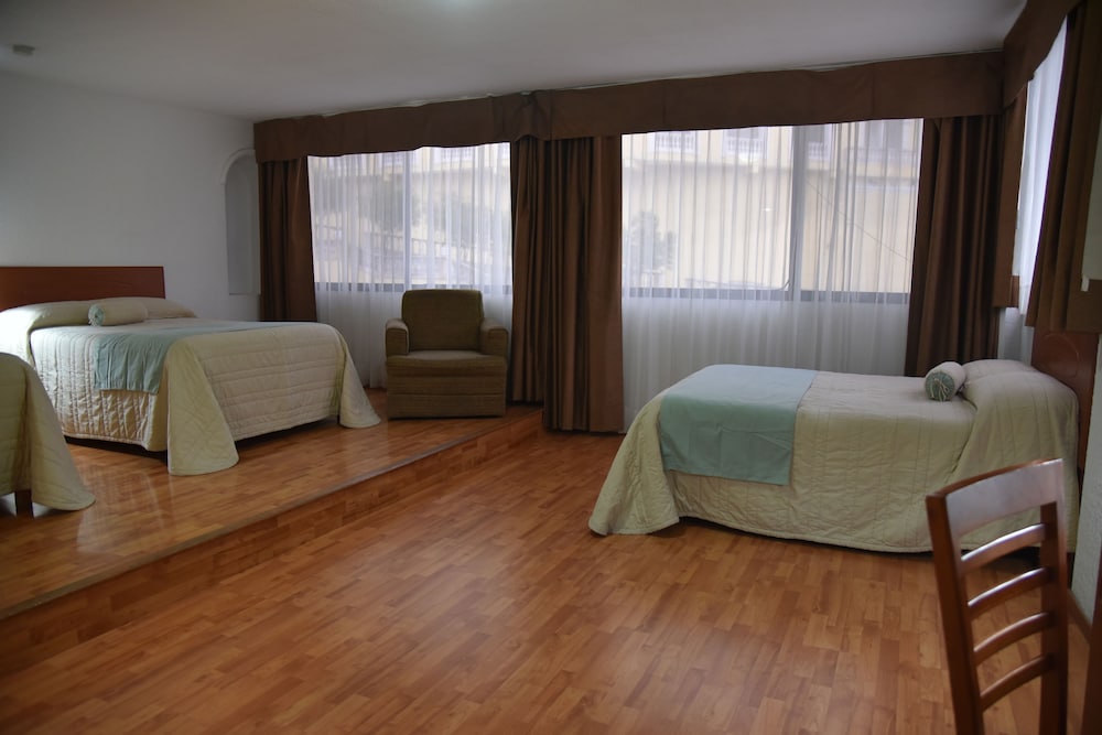 Hotel Don Miguel 29/72
