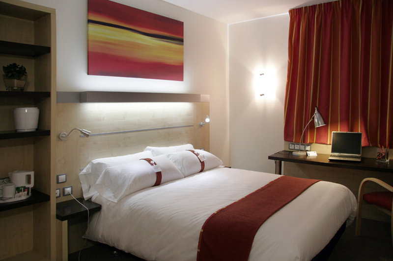 Holiday Inn Express Getafe 20/50