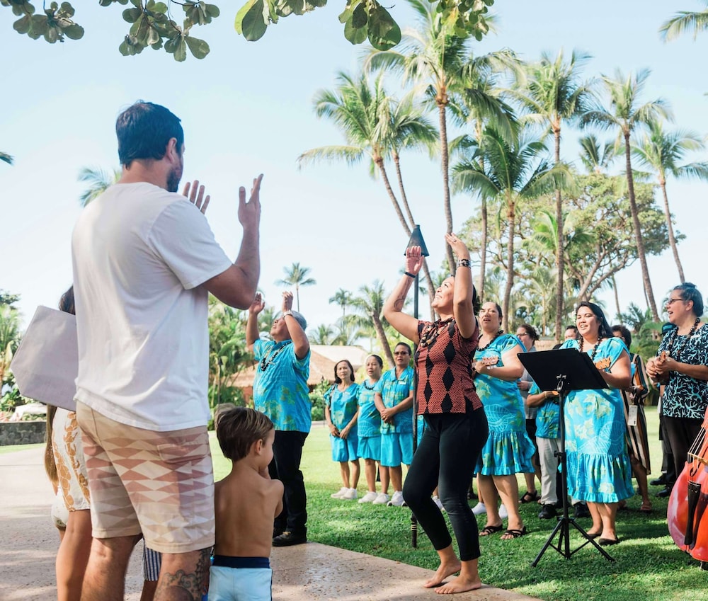 OUTRIGGER Kaanapali Beach Resort 42/50