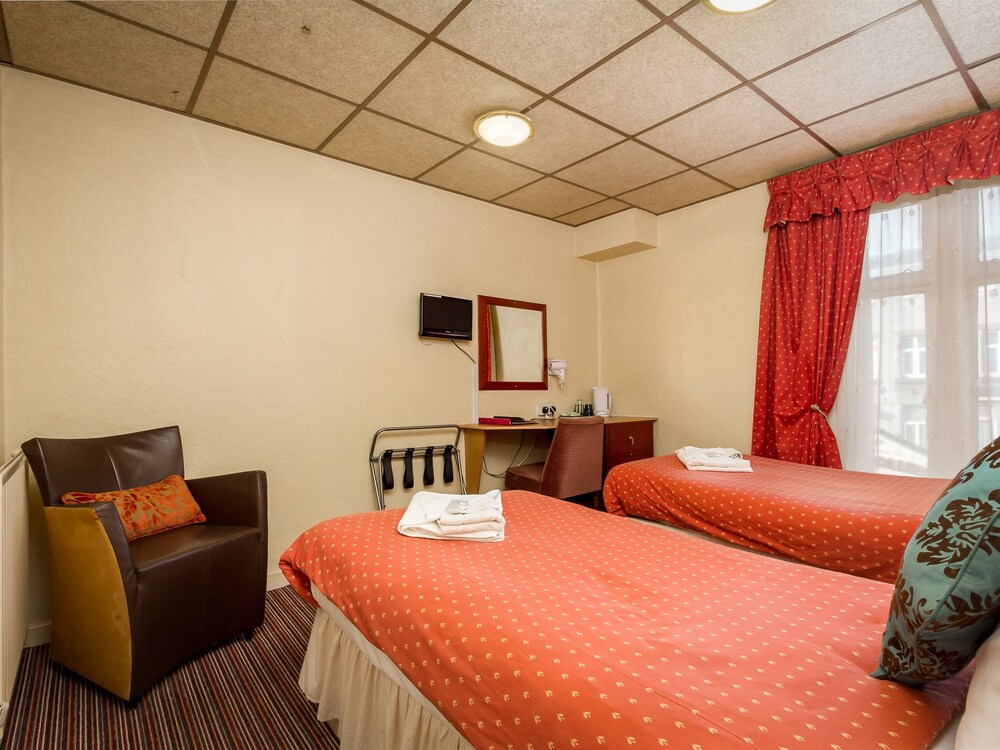 DELUXE, TWIN BEDS