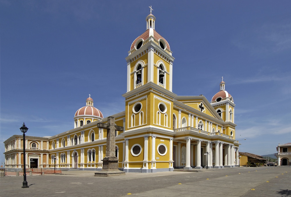 Hotel Colonial Granada 3/48