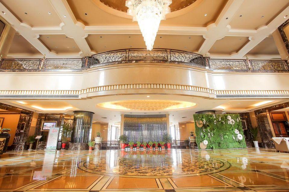 Shangyang Lake New Century Hotel 2/30