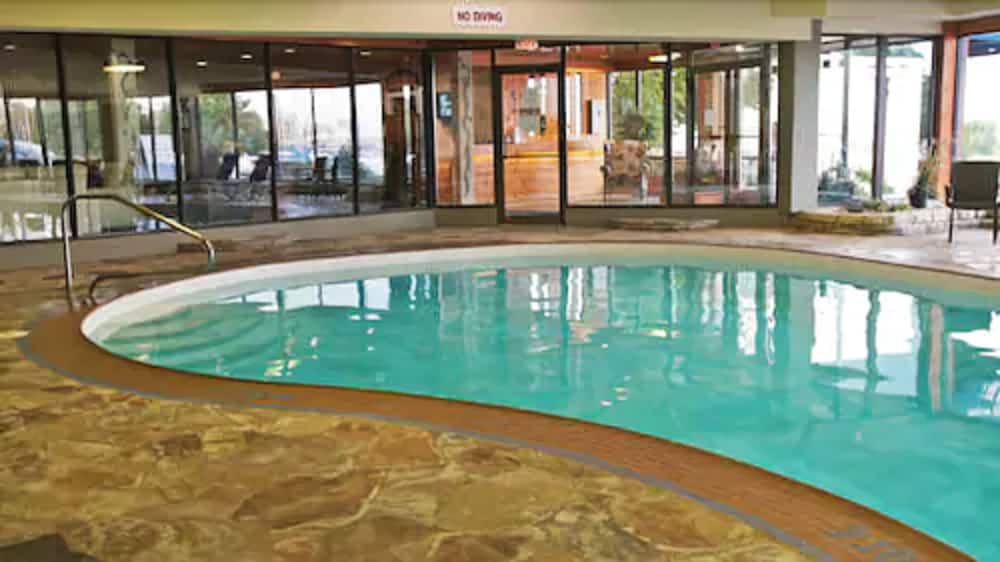 The Royal Harbour Resort 1/51