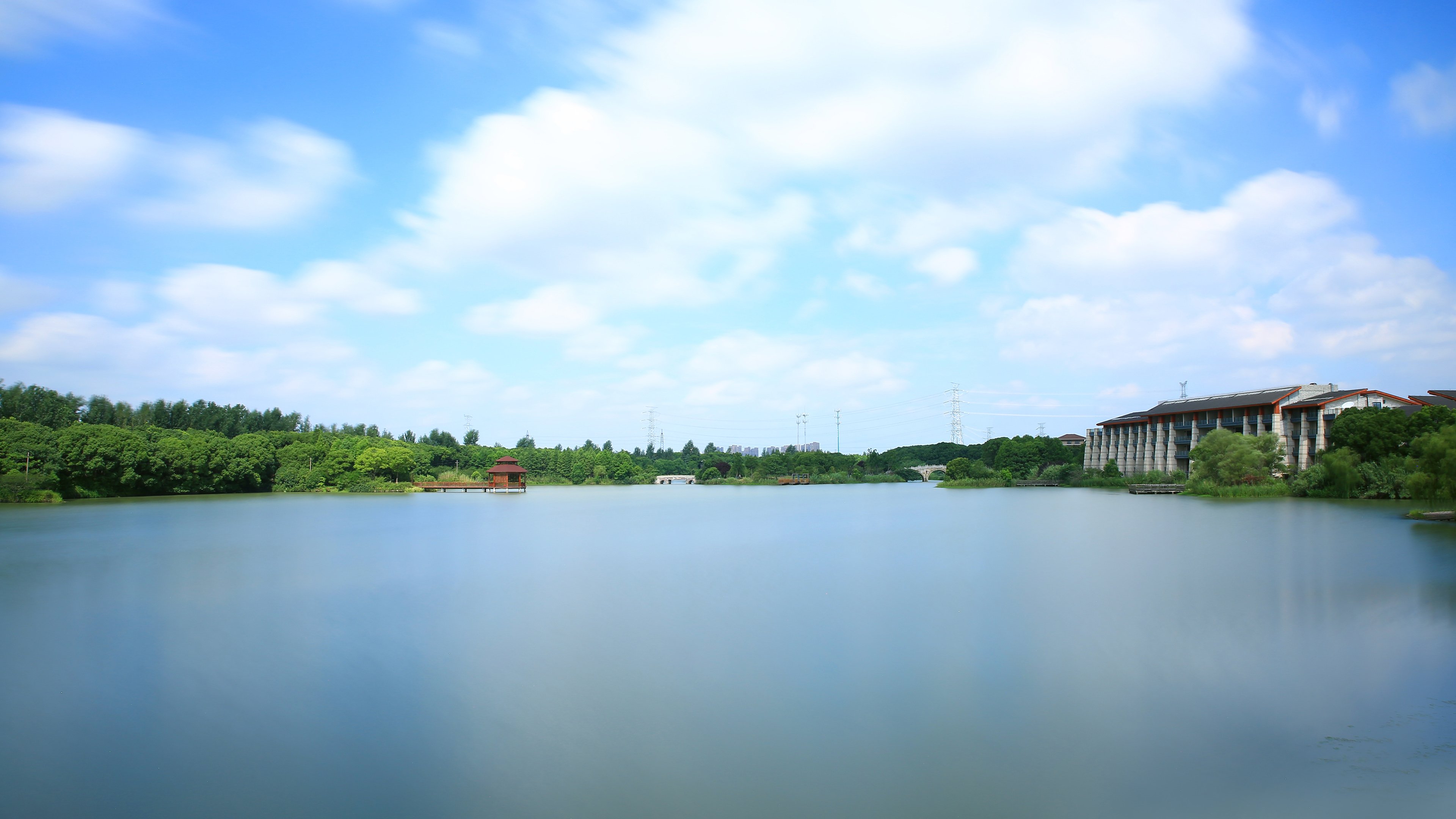 HOLIDAY INN KUNSHAN HUAQIAO 42/50