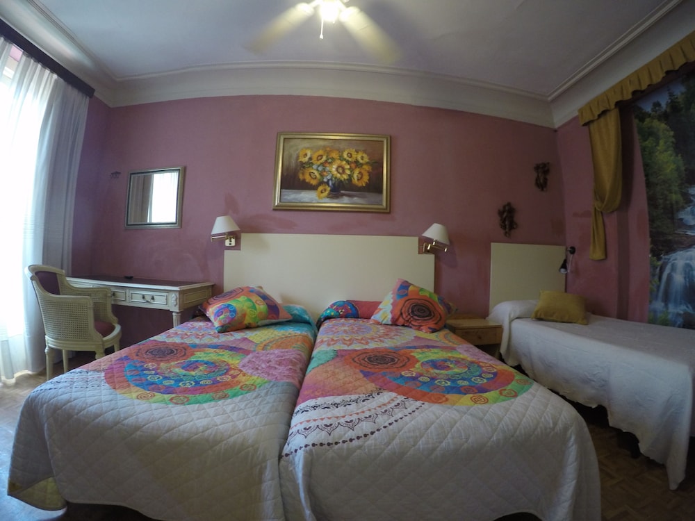 Hostel Rc Miguel Angel 15/49