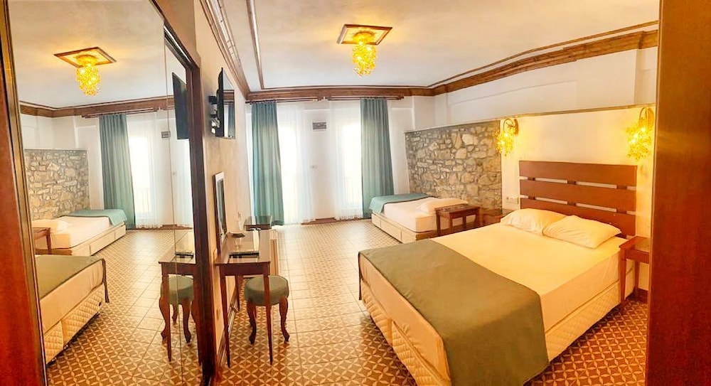 Bozcaada Fahri Hotel 7/20