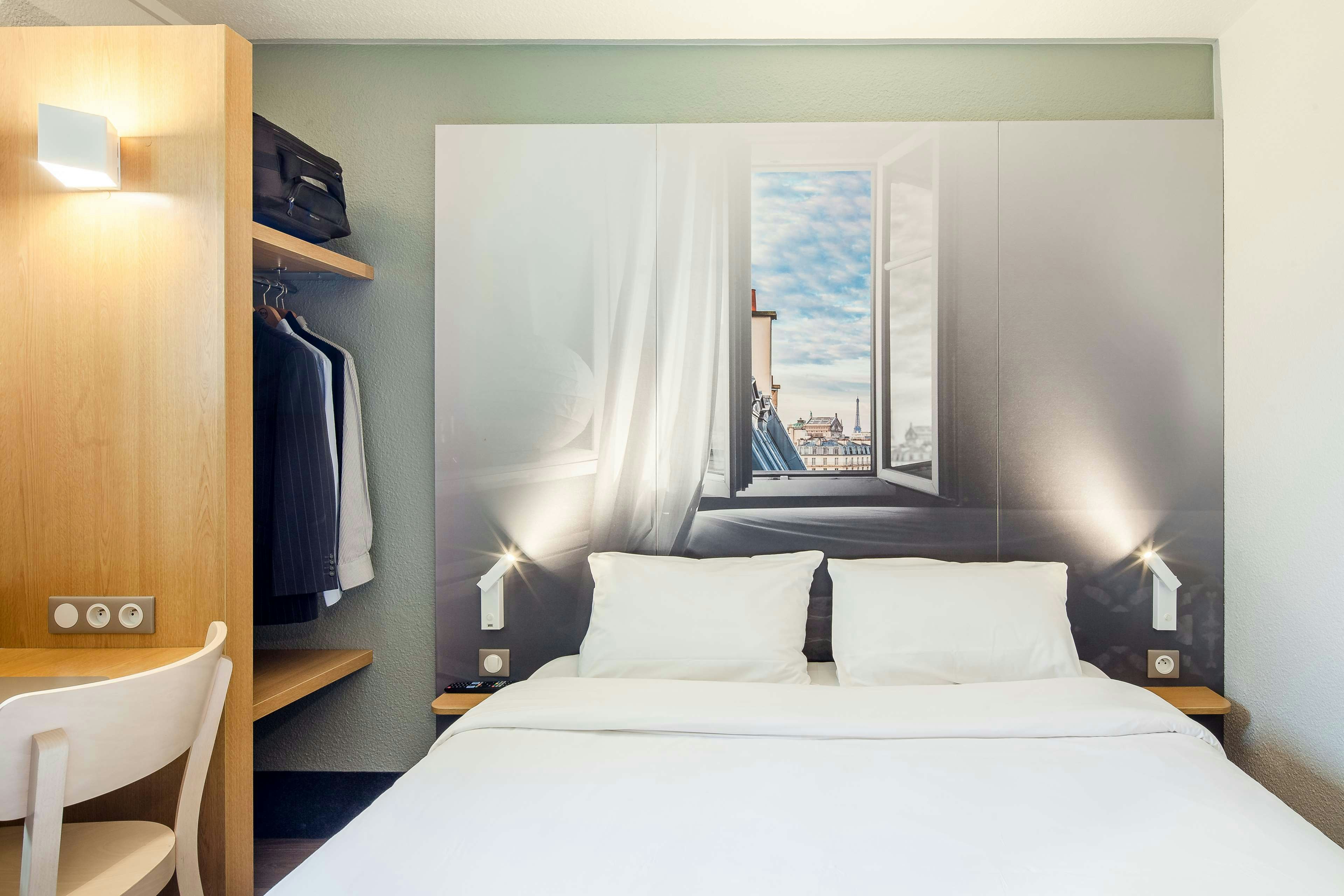 B&B Hotel Montlhery 6/12