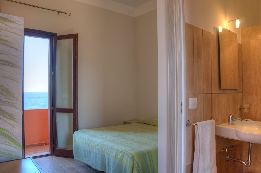 Bue Marino Hotel 6/39