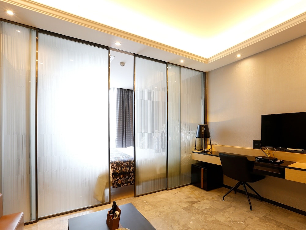 Pengman International Apartment Hotel (Beijing Road Jiedeng Duhui) 50/50