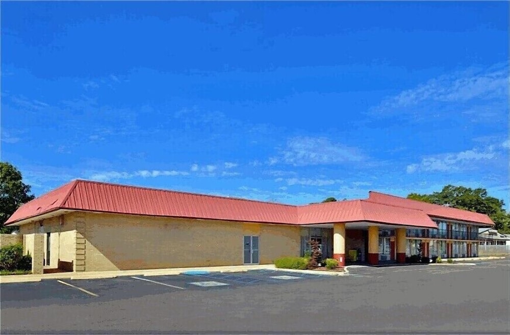 American Inn Pontotoc 7/46