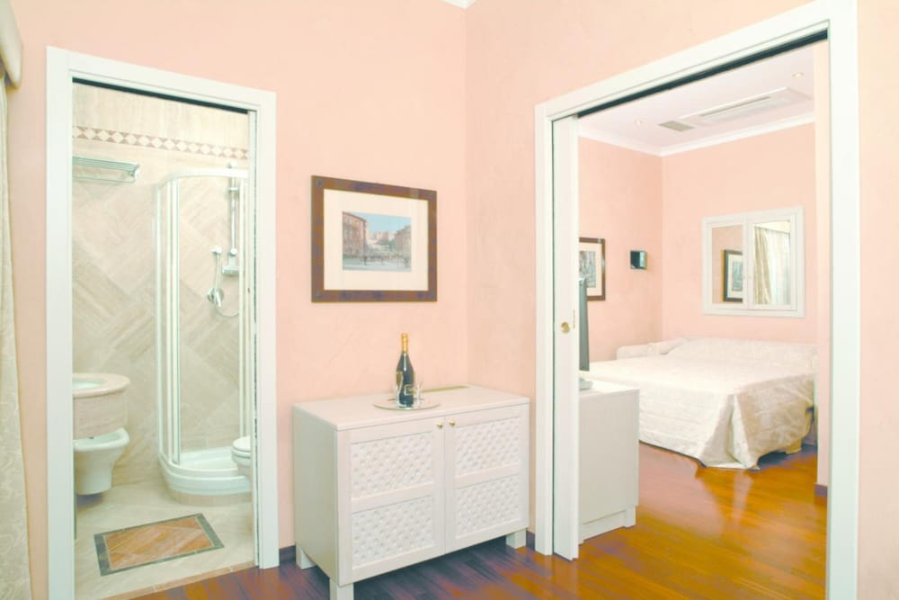 COLOSSEO STUDIO SUITES 17/17