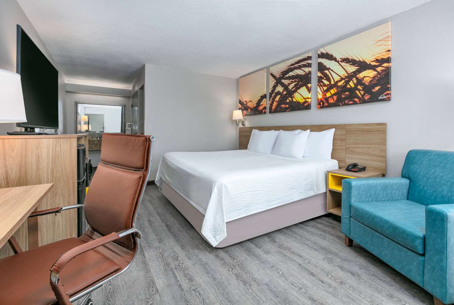 Days Inn by Wyndham Greenville MS 24/44