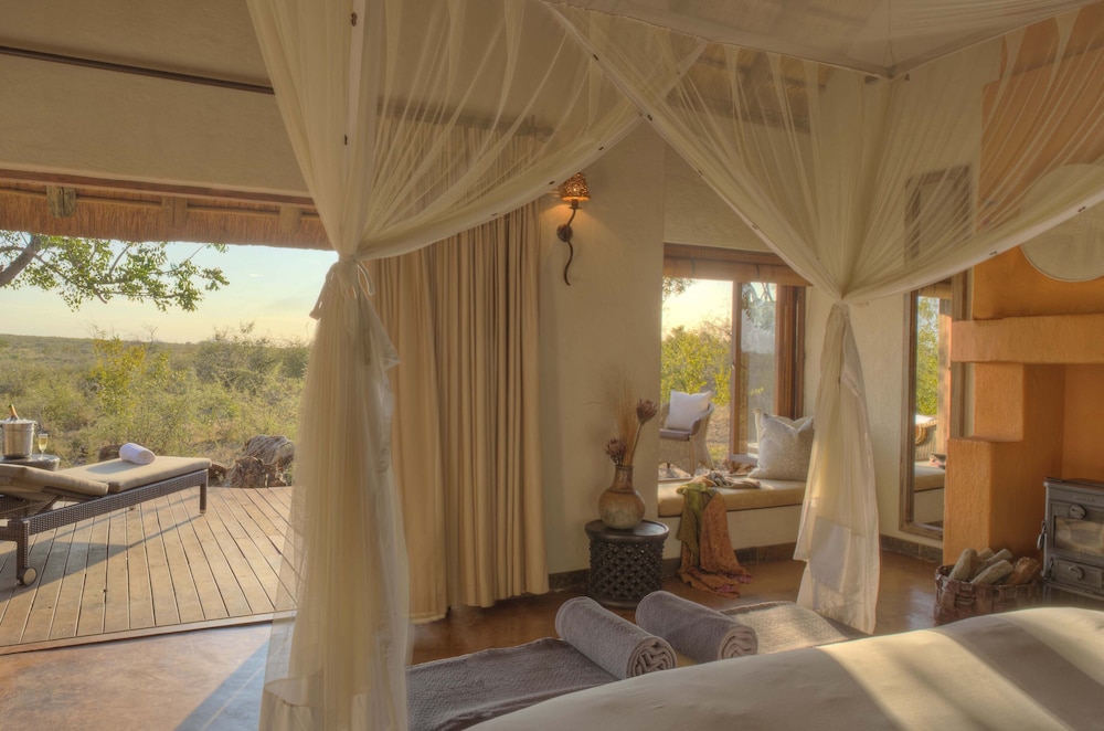 Rhulani Safari Lodge 30/76