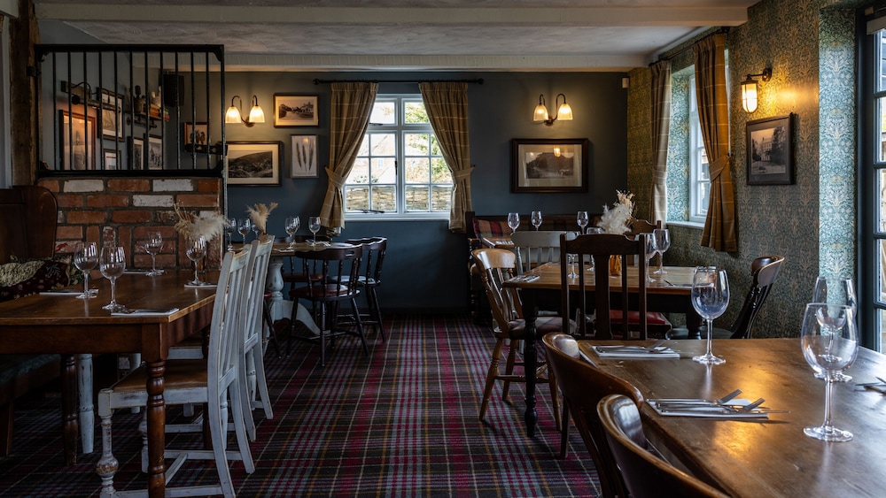 The Countryman Inn 40/51