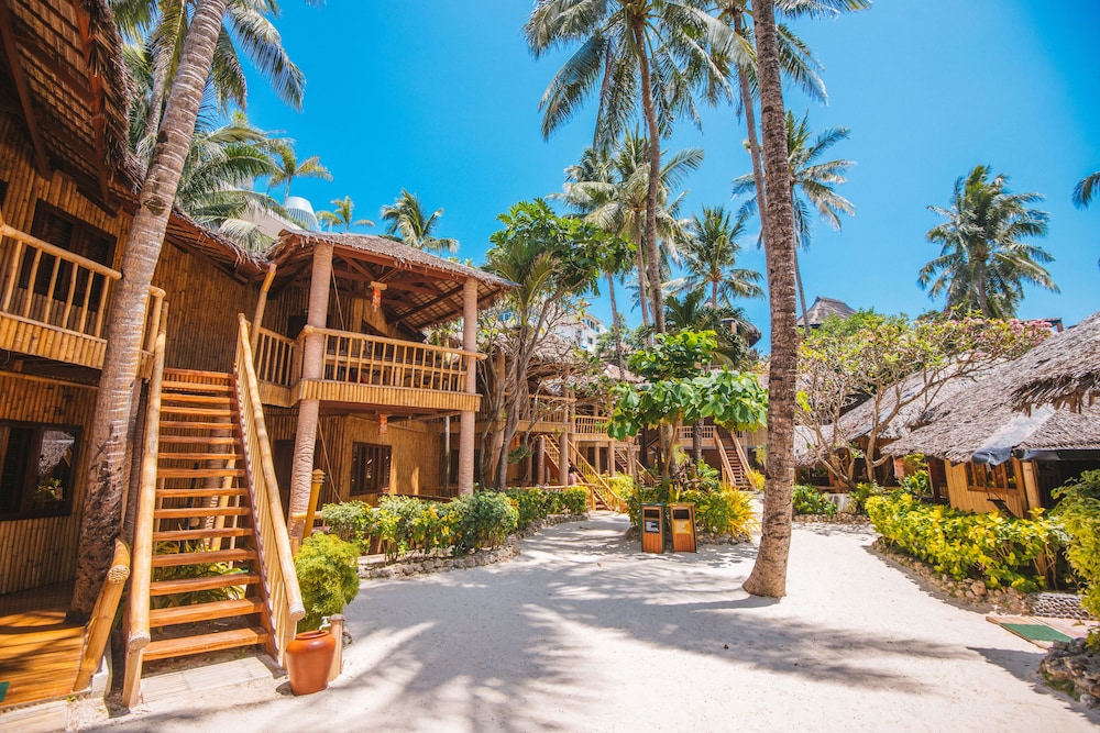 FRIDAYS BORACAY RESORT 47/50