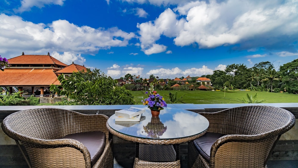 Kunang-Kunang Guesthouse 75/86
