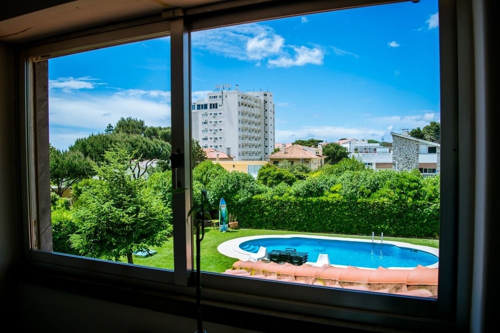 Carcavelos Surf Hostel 29/31