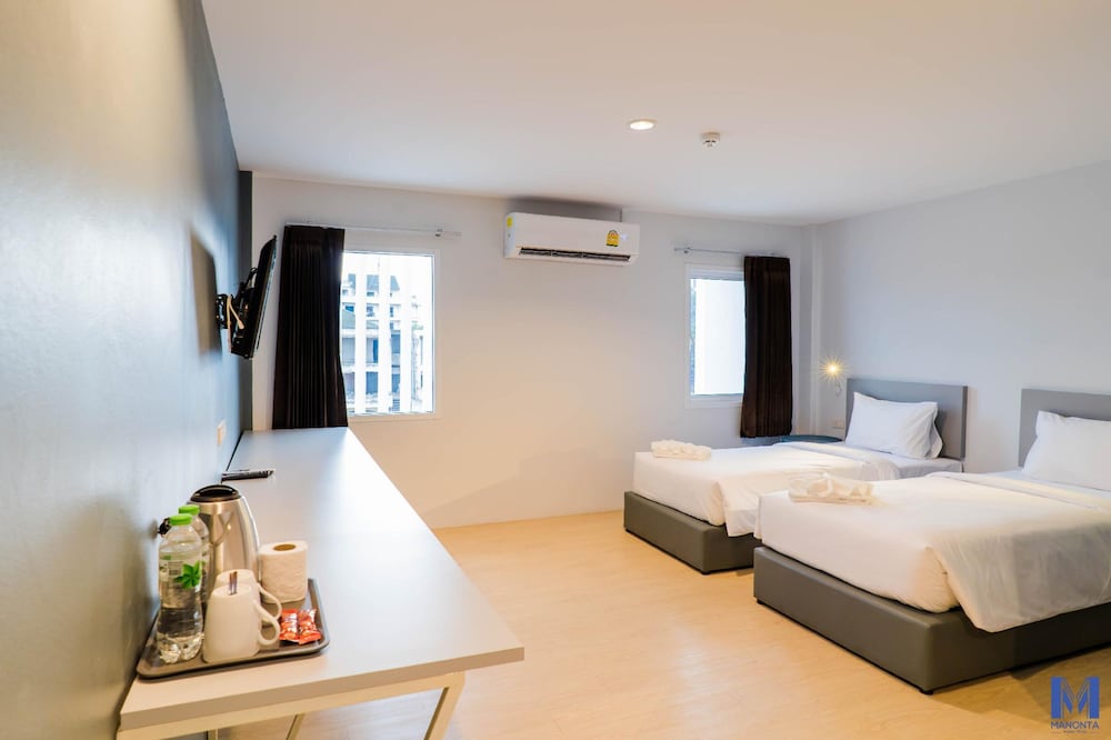 Manonta Budget Hotel 7/16