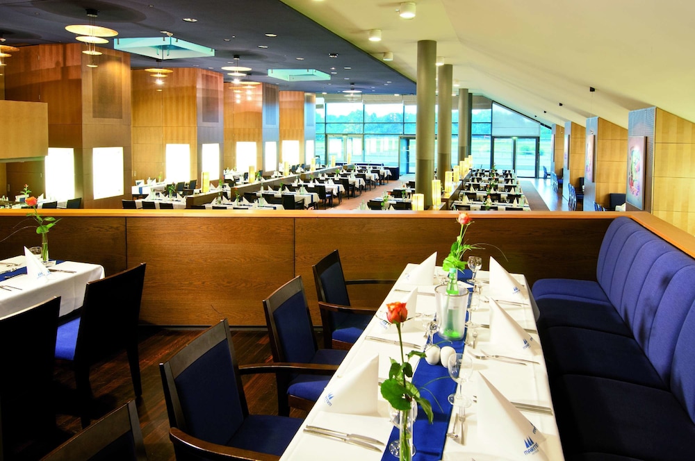 Maritim Hotel & Internationales Congress Center Dresden 56/75
