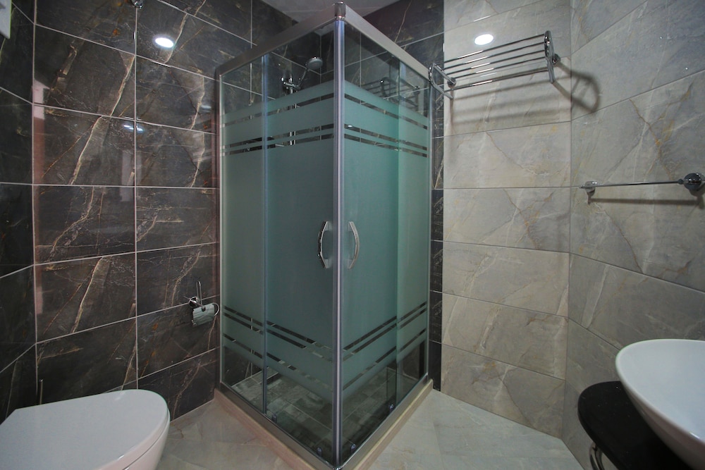 Hotel Paris Prestige 19/20