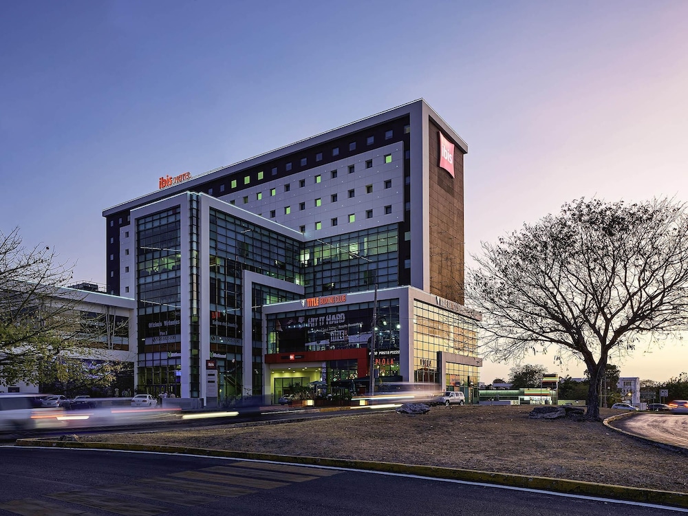 Ibis Cancun Centro 4/44