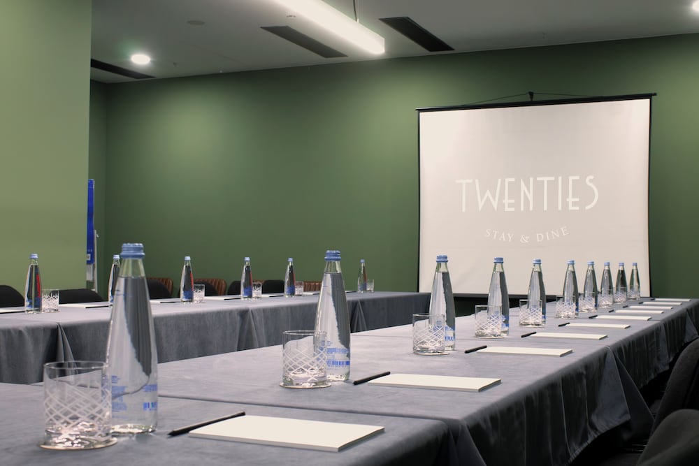Hotel Twenties Tbilisi - Stay & Dine 55/65