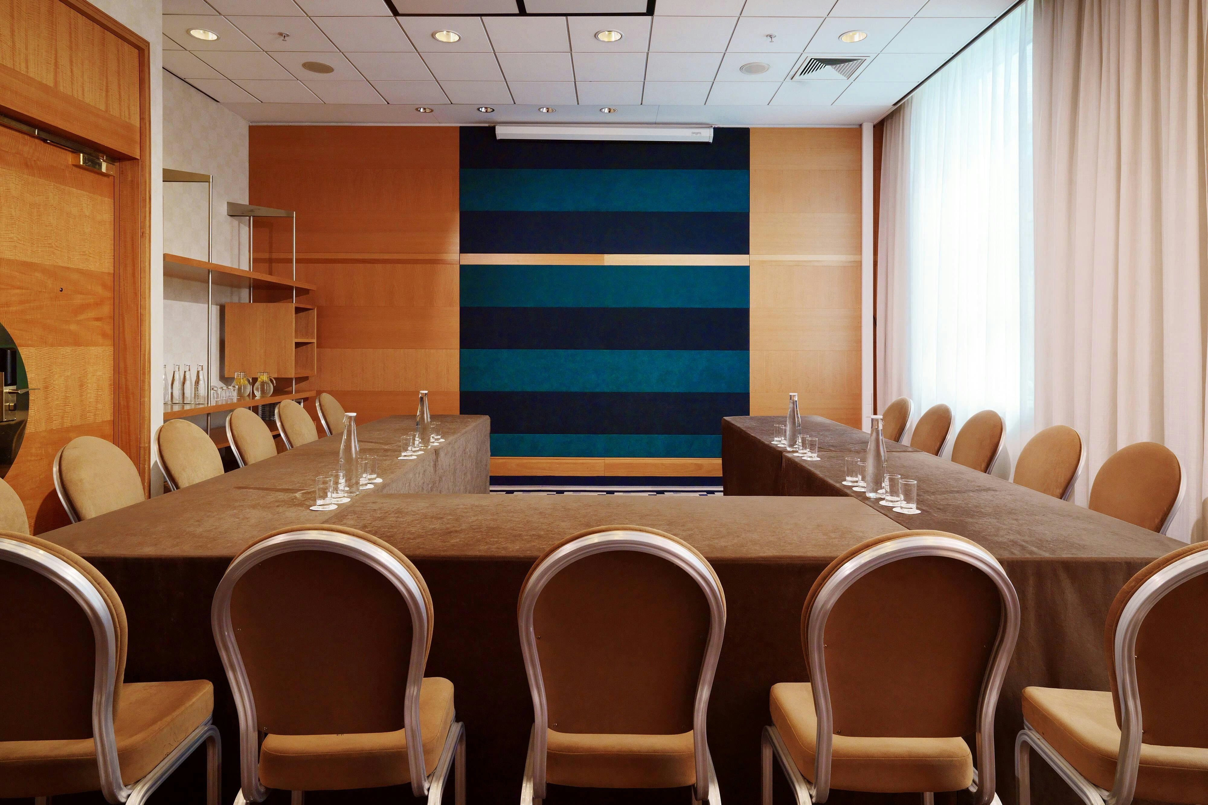 SHERATON BRUSSELS AIRPORT HOTEL 54/61